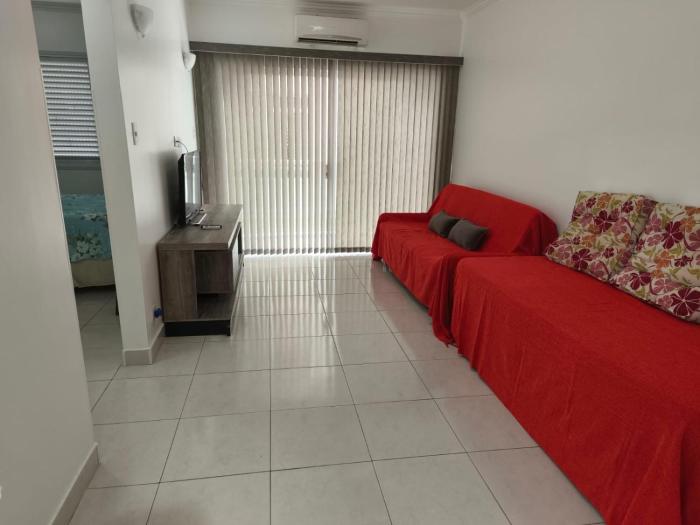 Apartamento ótima localização Guarujá-Enseada