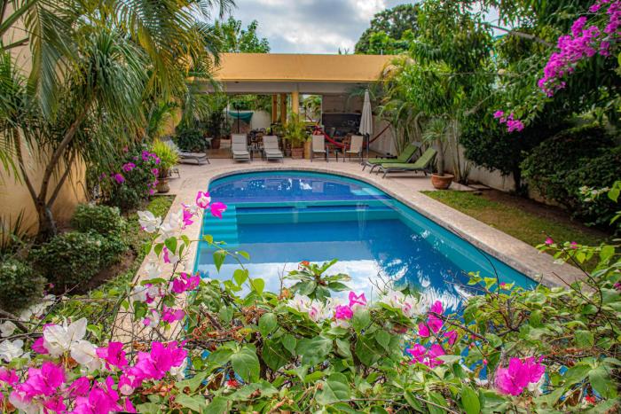 Hotel Zandoyo Bed & Breakfast