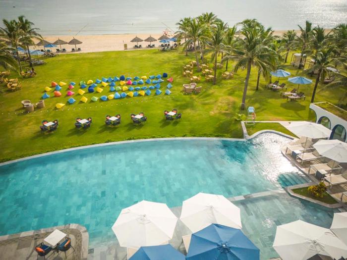 Hoi An Beachfront 5 star Resort & Apartment