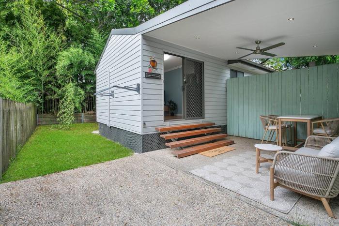 Gabba Hideaway - Laid-back Garden Retreat near CBD