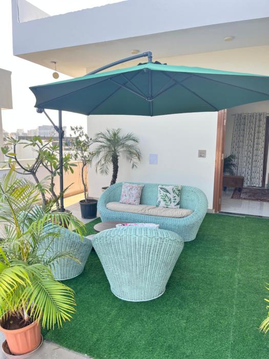 Flora A rooftop with serenity and peace