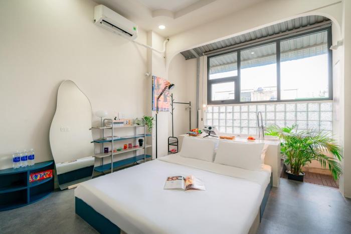 Sunrise Room Private Floor vs Landmark View