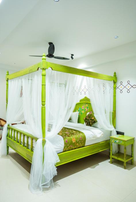 Hotel Indiana Hitech City