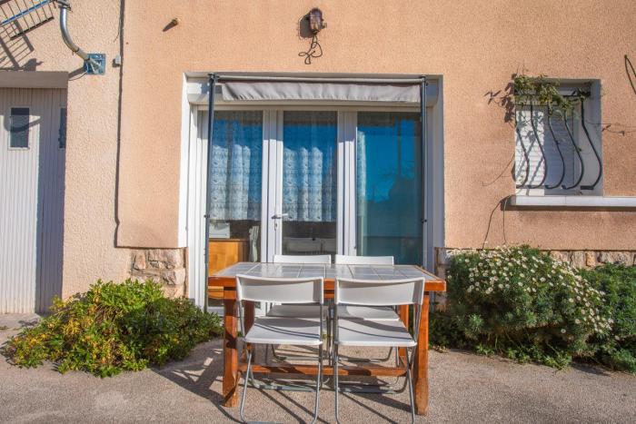 Studio proche plage clim et parking