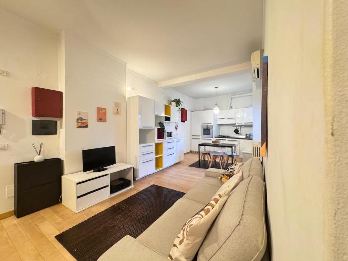 Wood Essence - Authentic Large Apt -City Center