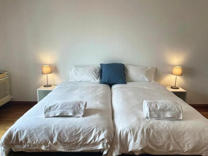 Avenida do Brasil , Lisbon residence