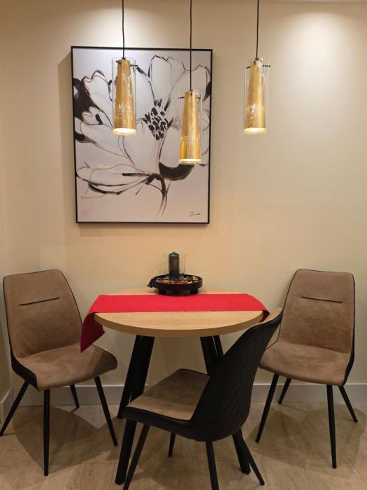 Royal Queen Apartments