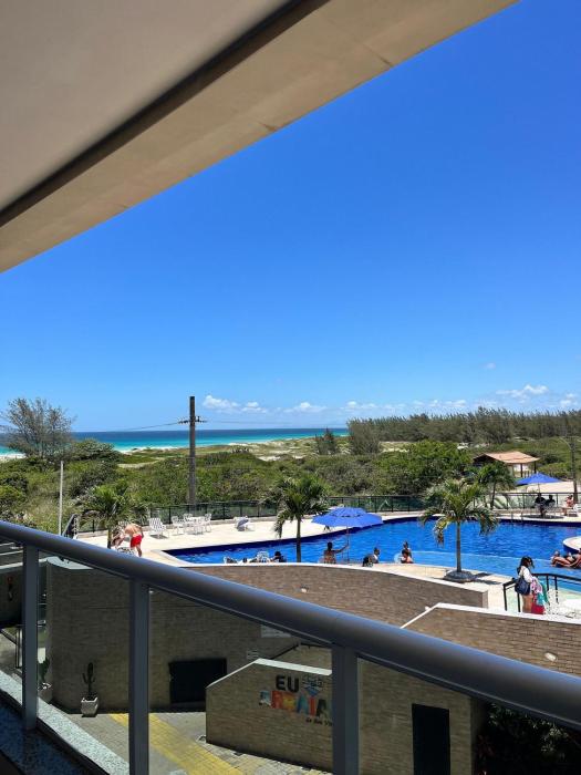 Apartamento com vista para o mar em condomínio