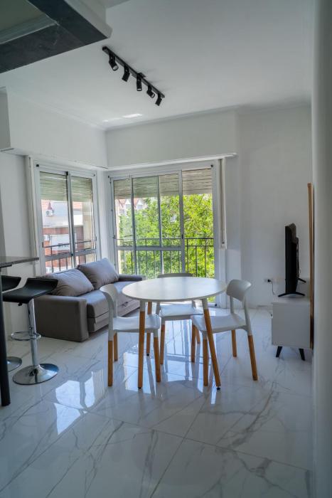 Check and Home - Corrientes - 4 Huéspedes Reciclado en el Centro