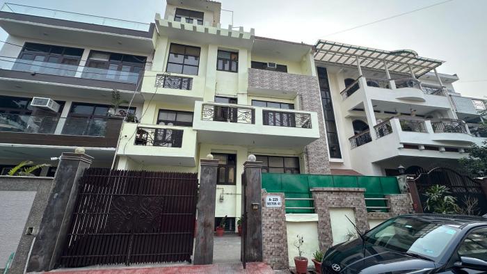 Hotel Ashray Noida