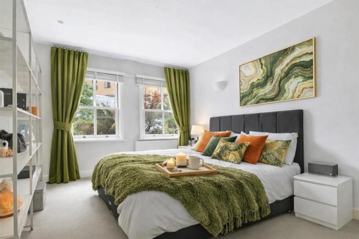 Luxury Kensington Mews - Stylish 2-Bed House