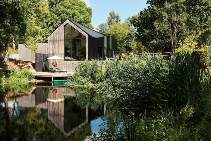 Chill at architect designed home with wild swimming
