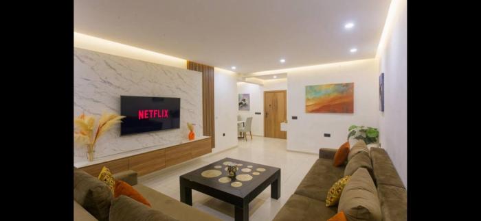 Modern 3-Bed retreat in Gueliz near Train station