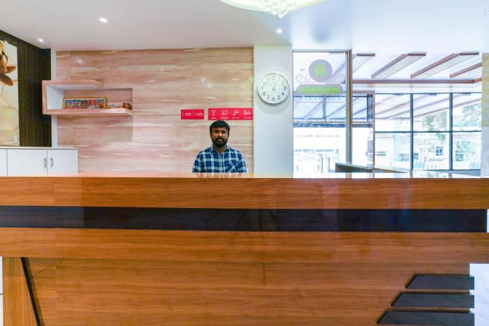 Hotel O Raghavendra Residency