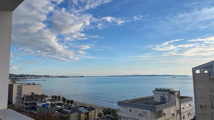 Robs Seaview Apartment Durres Beach