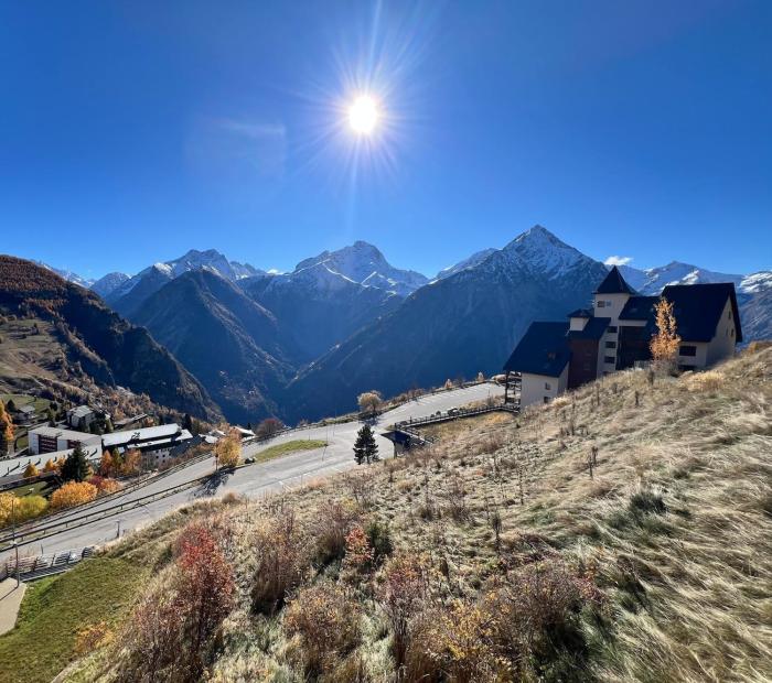 6 pers 1 Chambre Parking Accès pistes vue magnifique