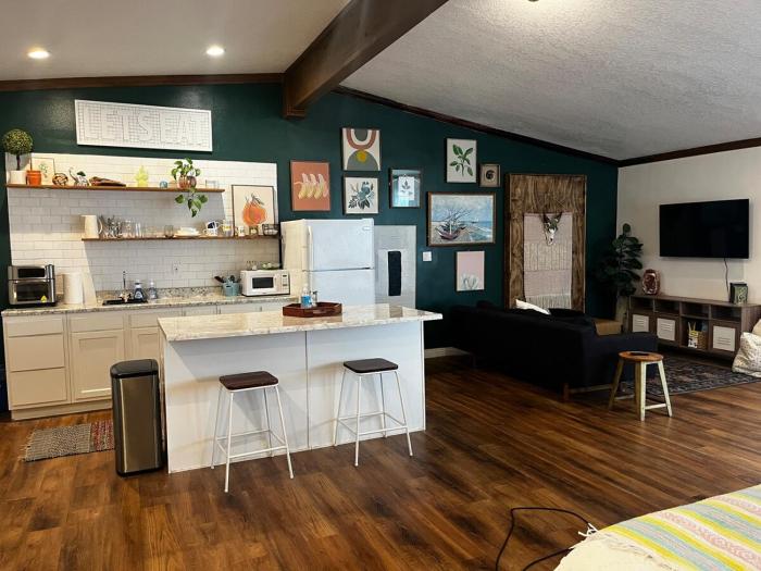 LA Beach City Studio