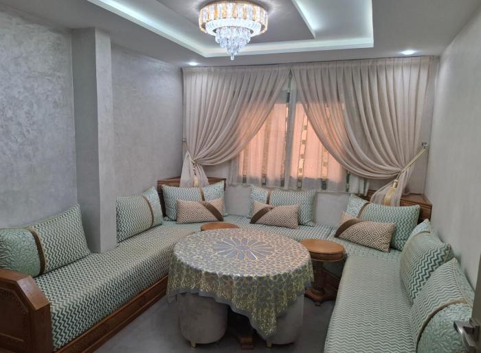 Appartement 2chambres 1sallon salle à manger et une belle terrasse