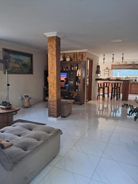 Casa espaçosa e aconchegante