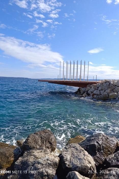 Apartment Zimmer mit Garten by Interhome