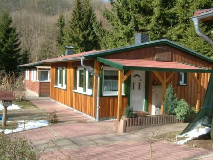 Holiday Home mit Bergblick by Interhome