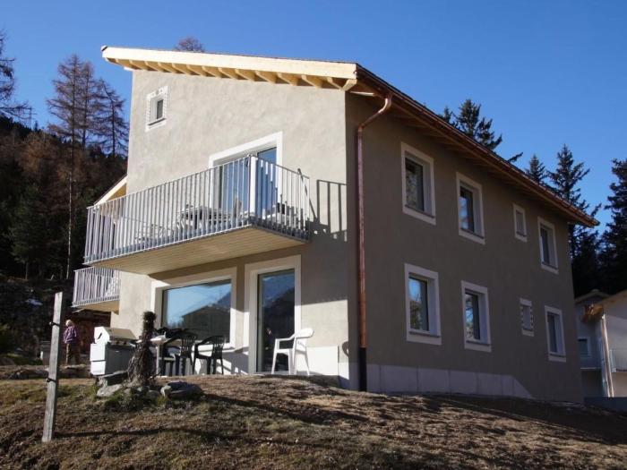 Apartment Chesa Clavadels by Interhome