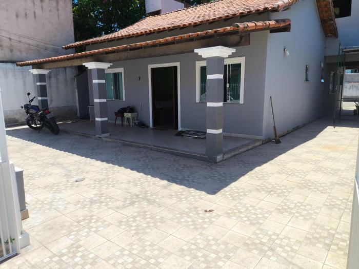 casa 3 quartos com 5 vagas de carro local nobre