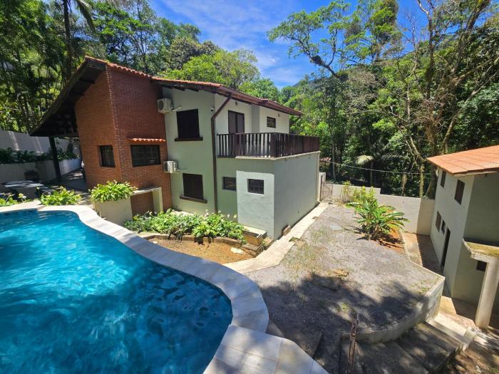 Sua casa de férias com piscina em Maresias