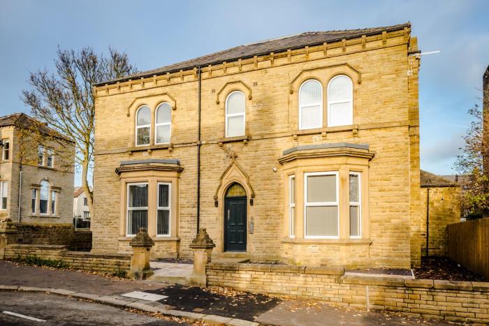 Essential Studio in the Heart of Huddersfield