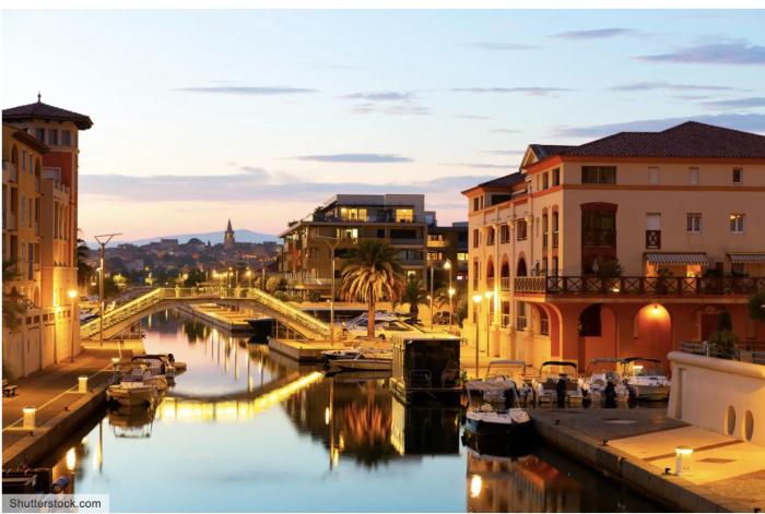 South of France Oasis 1 Bed Villa with a Private Garden