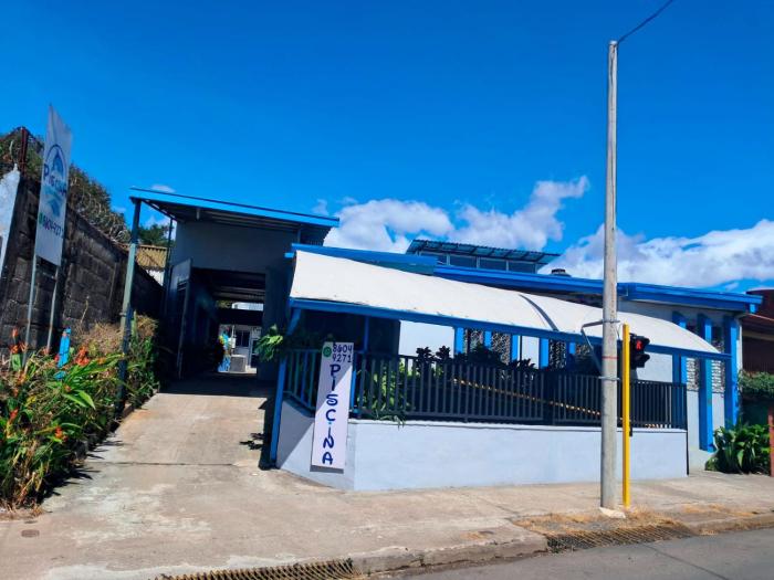 Airport Nest Costa Rica Hotel