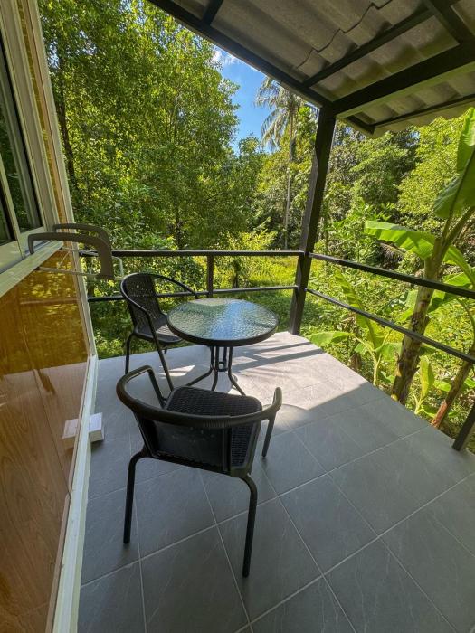 Moon Jungle Bungalows