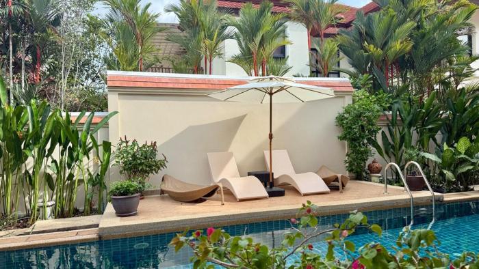 Tropical Thai style 4 bedroom pool villa