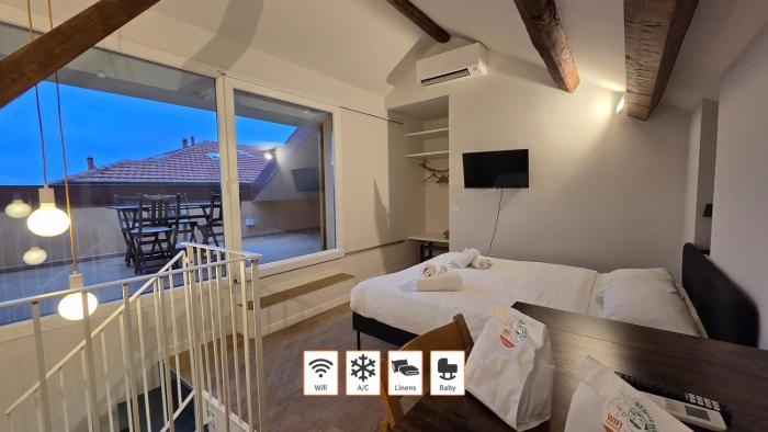 Mansarda sul mare - By Ligooria