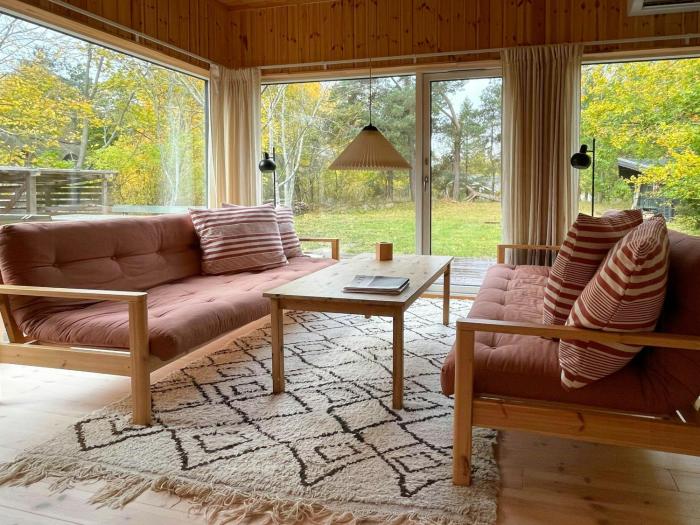 Summer House With Classic Charm Near Sejerøbugten