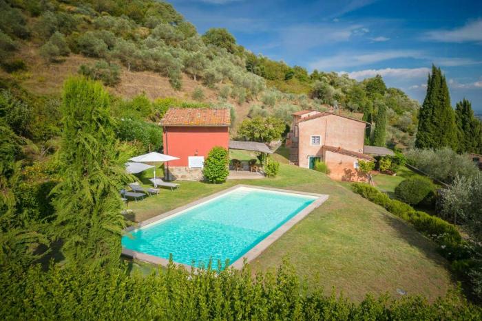 Two Unit Villa With Private Pool Close To Lucca