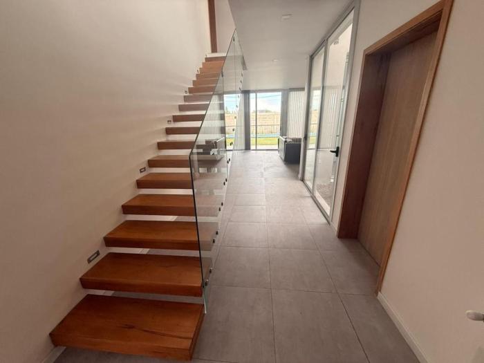 Casa con pileta y jacuzzi en Lujan de Cuyo, Mendoza