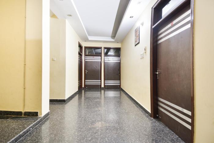 OYO 61867 Santosh Seva Sadan