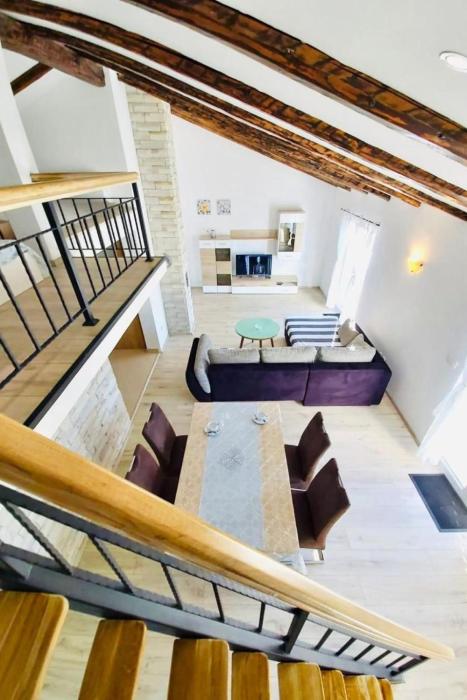 Apartment Apartment Karlo auf zwei Wohnebenen- mit Meerblick by Interhome