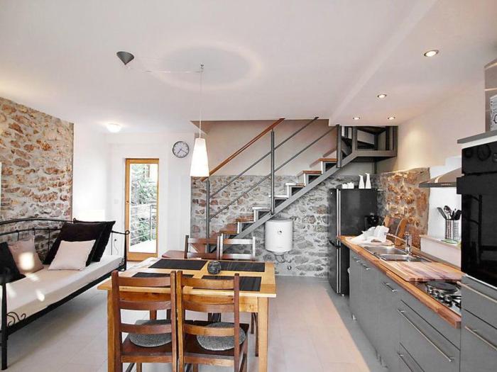 Apartment Große Ferienwohnung in Zadar mit Privatem Balkon by Interhome