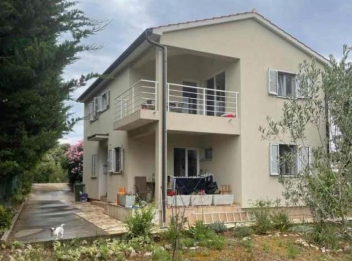 Family house Kurtin by Brankica