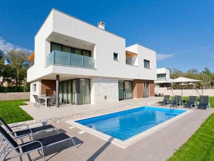 Holiday Home Designvilla mit Dachterrasse und Panoramablick by Interhome