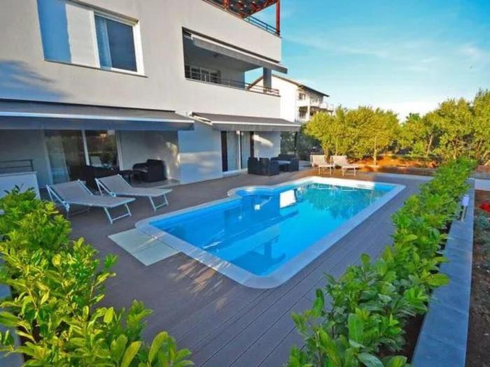 Apartment Wohnung 2 mit Schwimmbad und Garten by Interhome