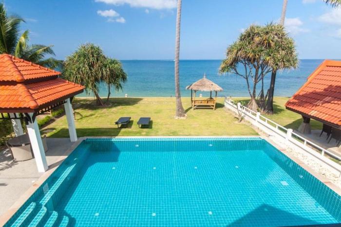 Beachfront! 4 Bedrooms - Malee Beach Villa E6