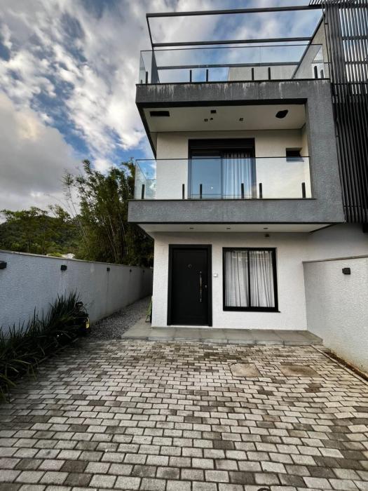 Balneário Camboriú - Praia do Estaleirinho perto Multiparque