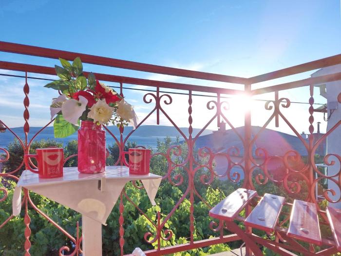 Holiday Home Holiday House Jure by Interhome