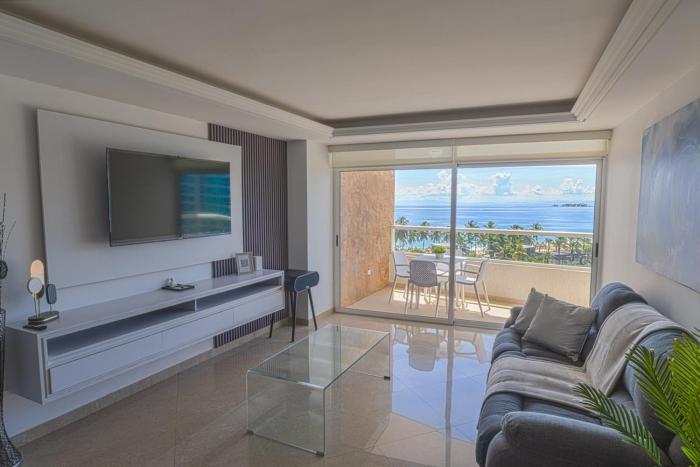 Luxurious & Modern Beachfront Condo at Pampatar