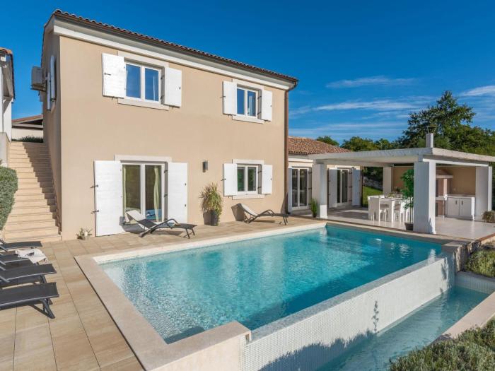 Holiday Home Villa Monet by Interhome