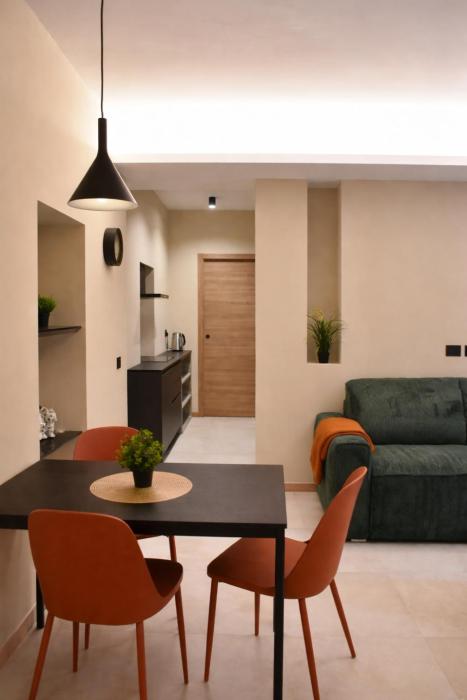 Ampio trilocale 5 posti letto, 2 bagni - M4 Dateo