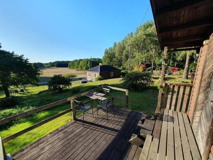 An excursion in Paradise